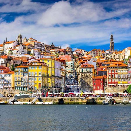 Oporto Trindade Porto Exterior foto
